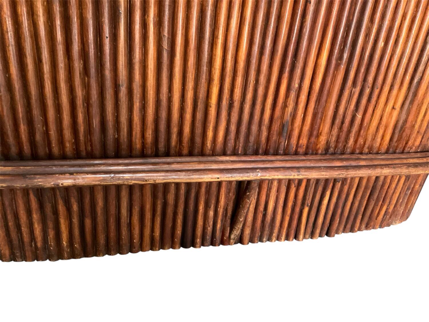 Rattan bar
