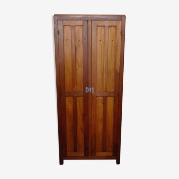 Oak cloakroom from the 40s