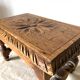 Tabouret bas en bois sculpté style Breton