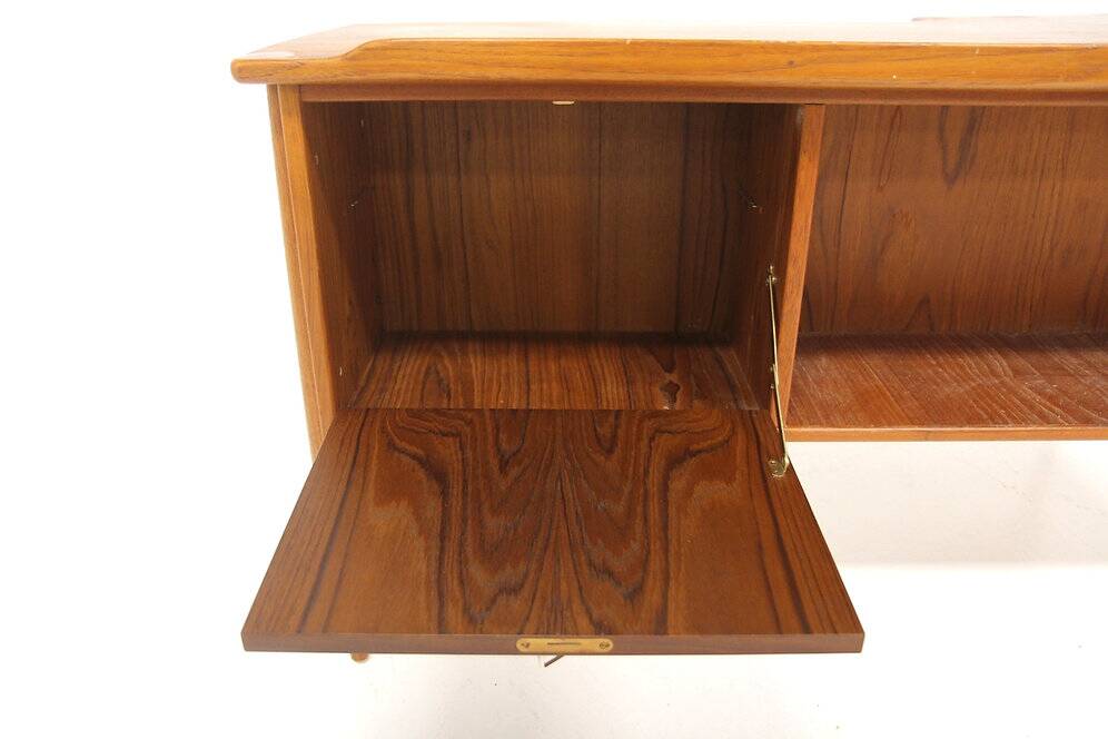 Scandinavian teak desk, Göran Strand, Lelångs Möbelfabrik, Sweden, 1950