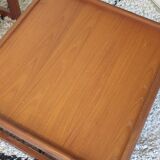 Tables gigognes