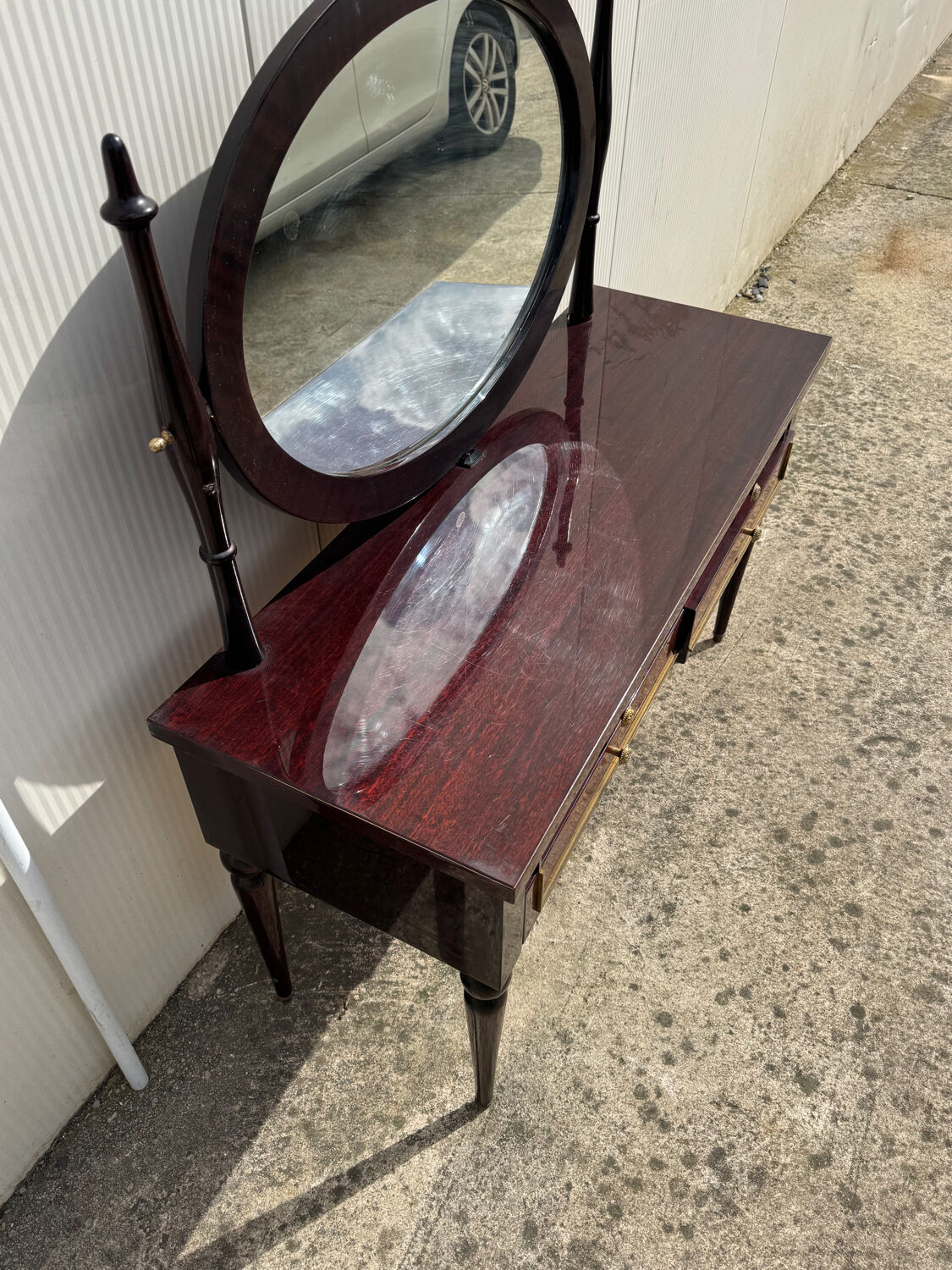 Vintage mahogany dresser