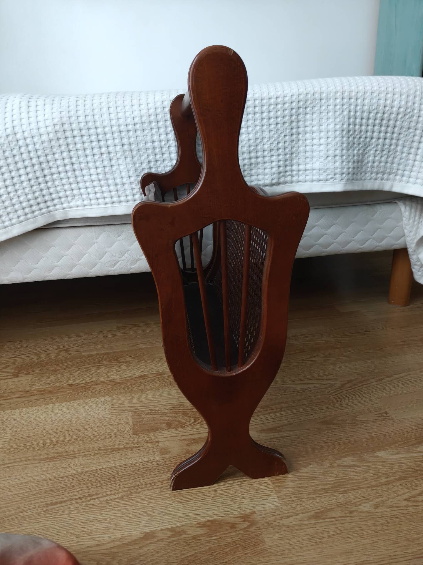 Magazine rack