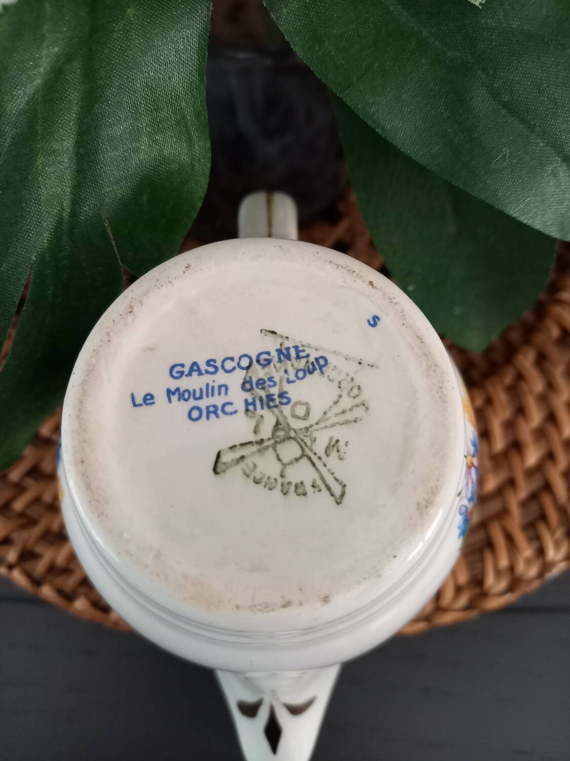 Earthenware milk jug Le Moulin des Loups Orchies Gascogne