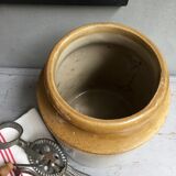 Glazed sandstone pot, ceramics