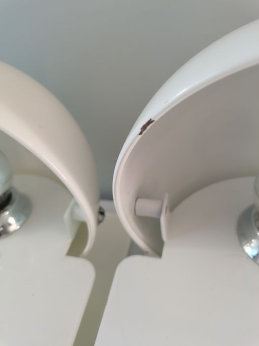Pair of Guzzini lamps by Giuseppe Cormio "Bugia"
