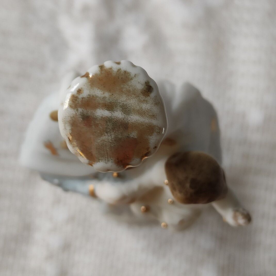 Virgin and child biscuit