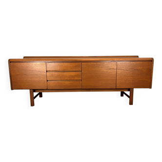Beautiful, rare, minimalist White and Newton sideboard from the 1960s.