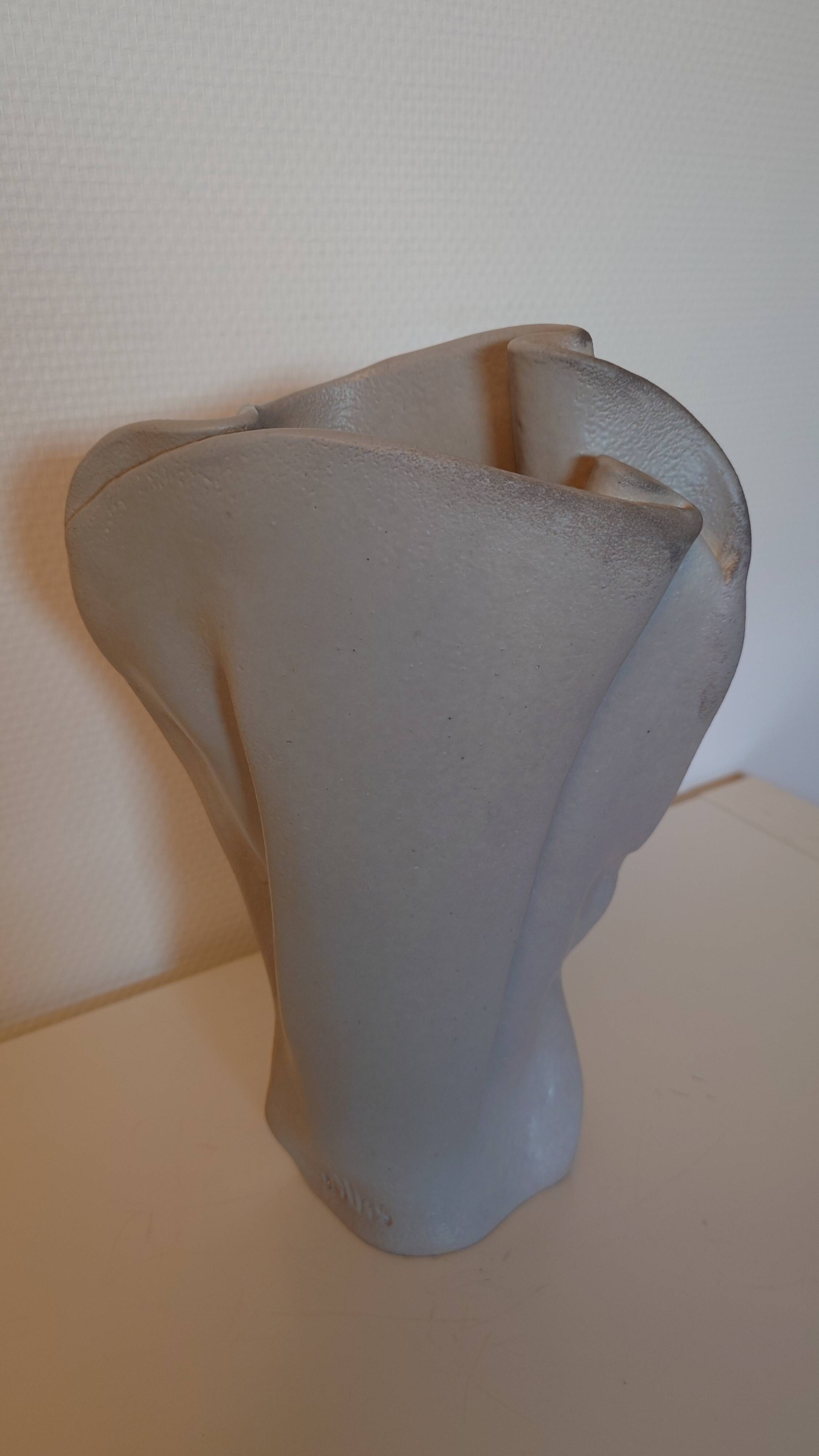 Vase Max Idlas – signed ceramic, sculptural design – unique piece – 30 cm
