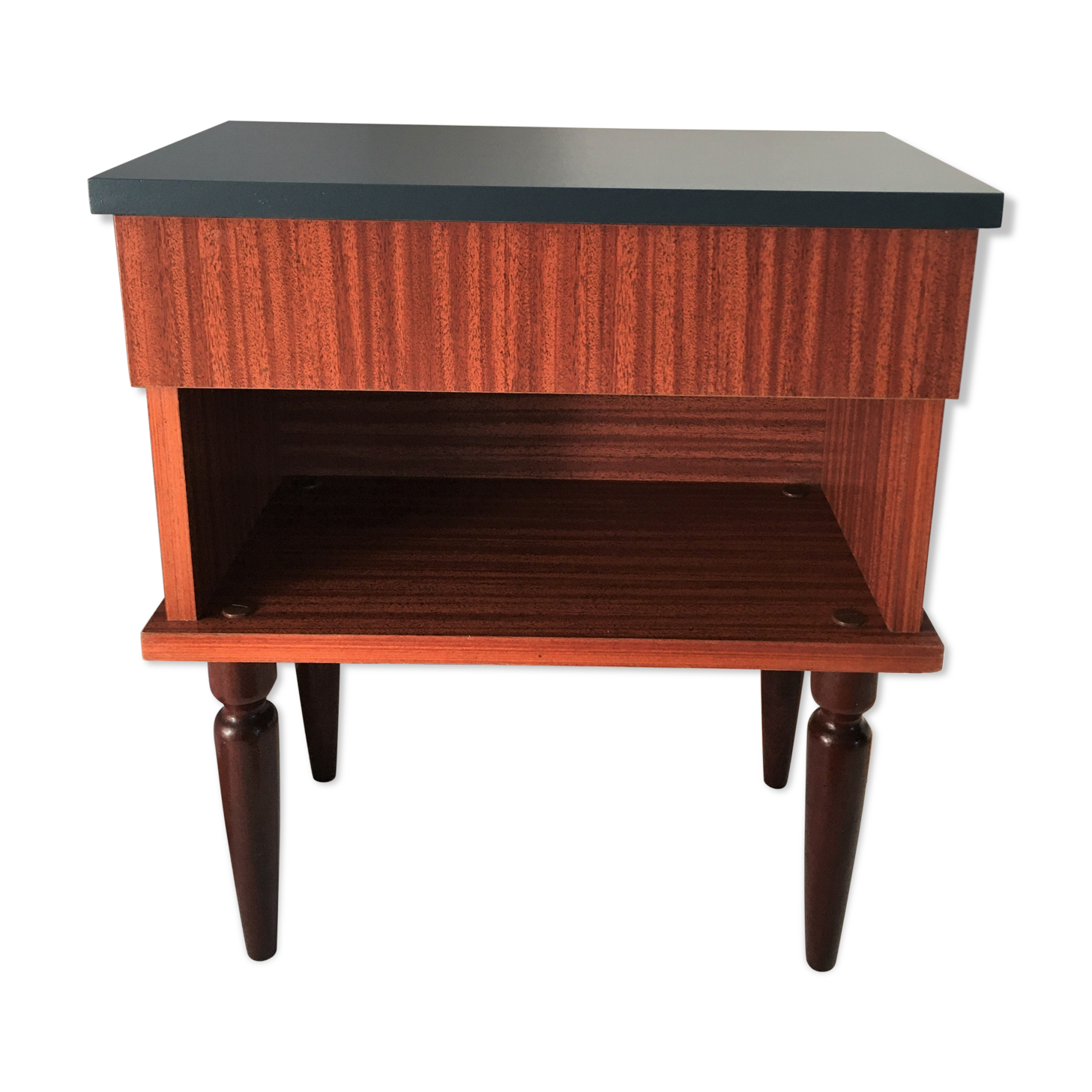 Bedside 50