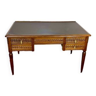 Louis XVI Style Art Deco desk, in oak with carved patterns, gilded bronzes.