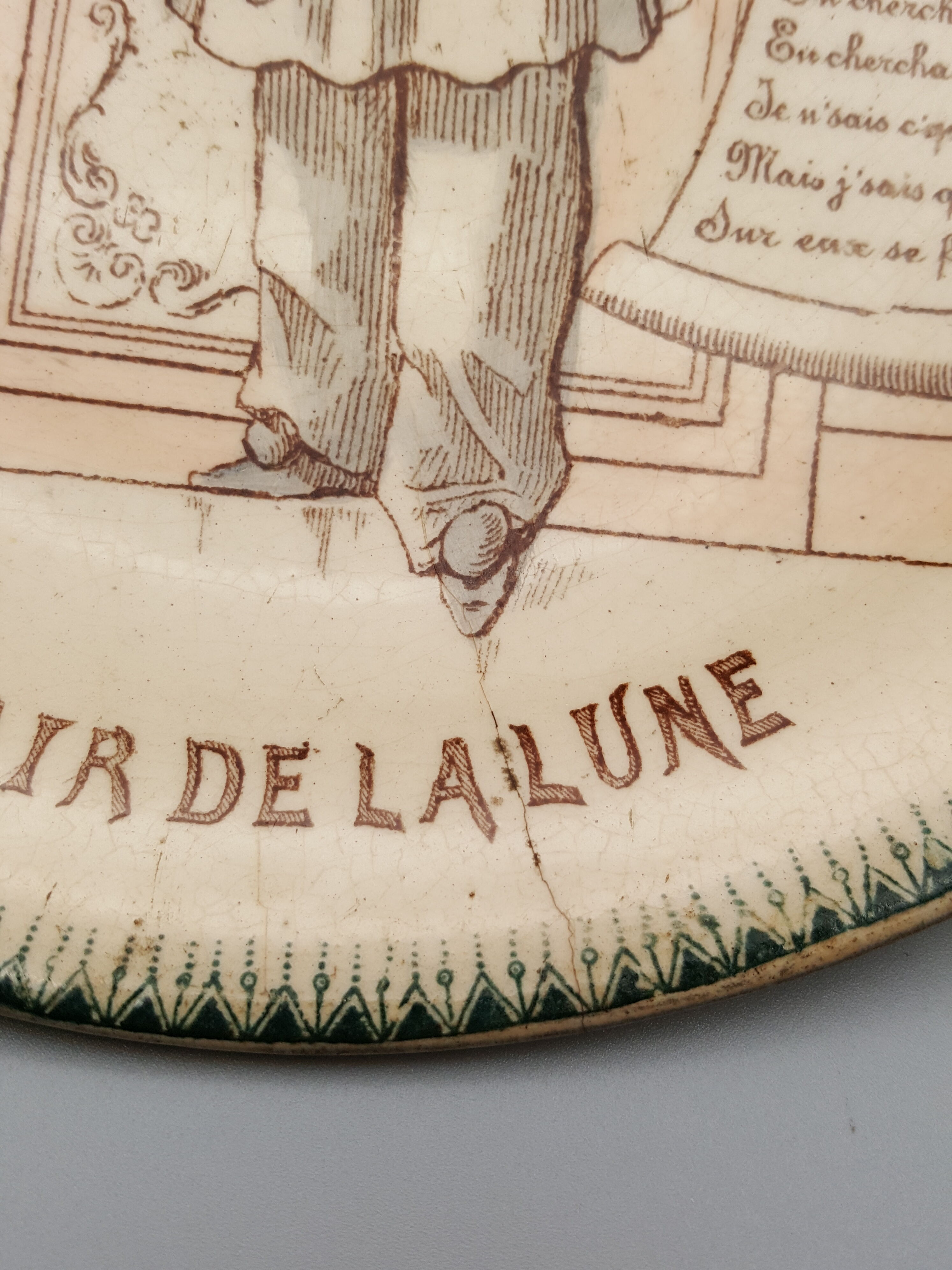 Lot of 4 plates talking children's songs Land of Iron HB and Co.