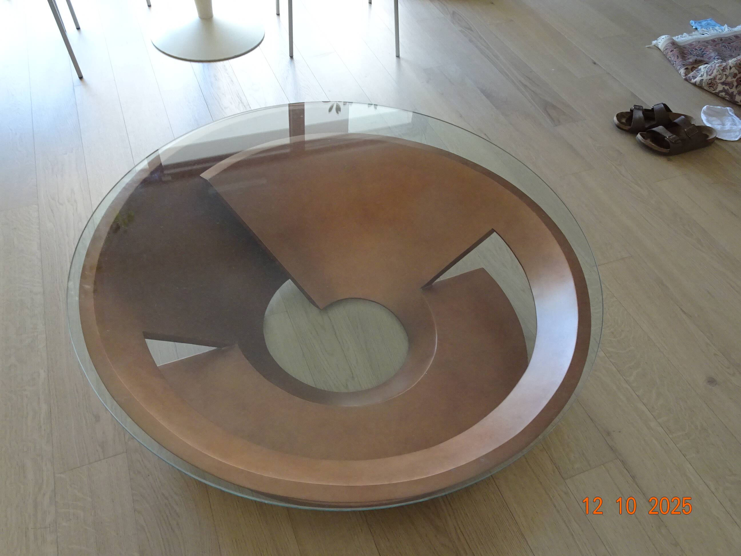 Table basse de salon verre et métal