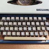 Consul typewriter model Carola