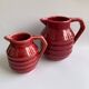 2 petits pots à lait et à crème Onnaing art déco rouge