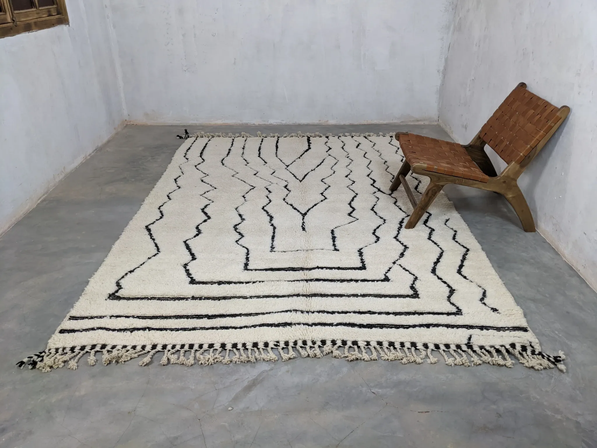 Large Beni Ouarain rug, 285 x 205 cm, G-317