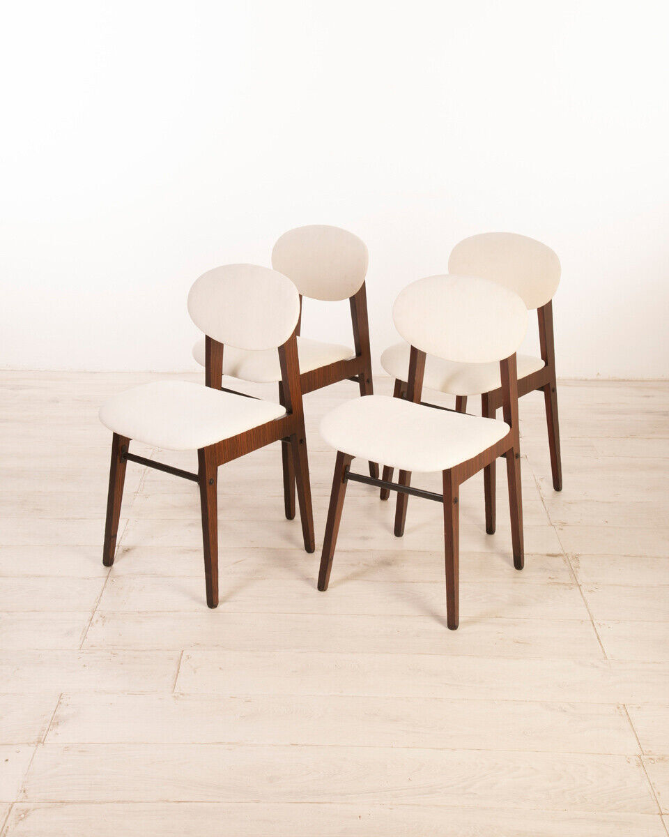 Ensemble de quatre chaises en bois et tissu vintage blanc design italien des années 50