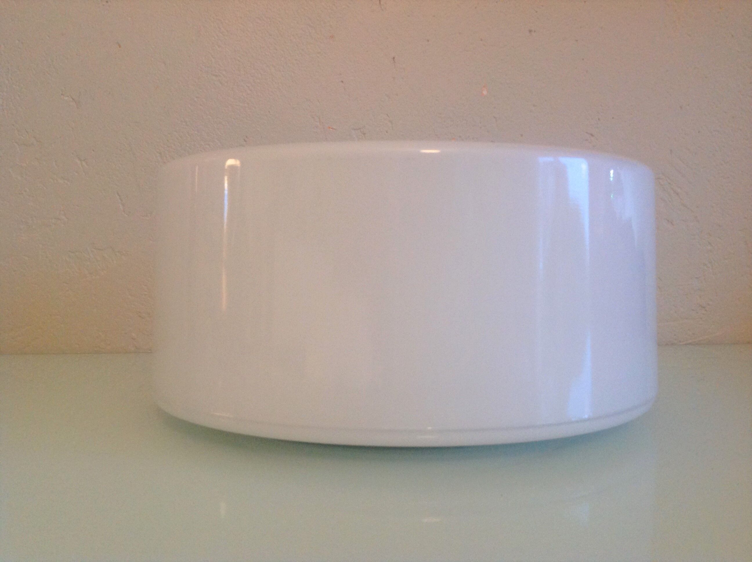 Round ceiling lamp in white opaline / vintage 60s-70s