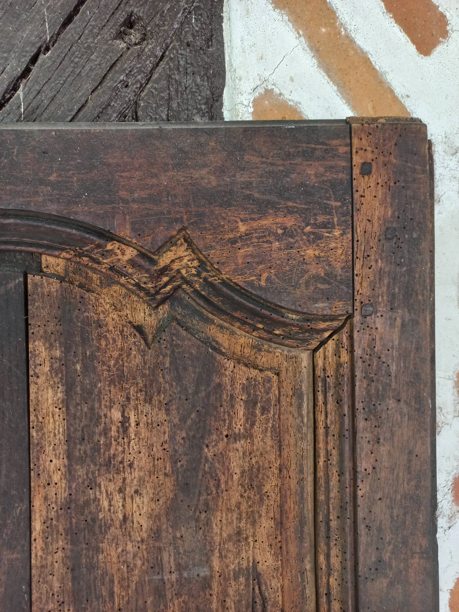 Old Louis XV wardrobe door jumika