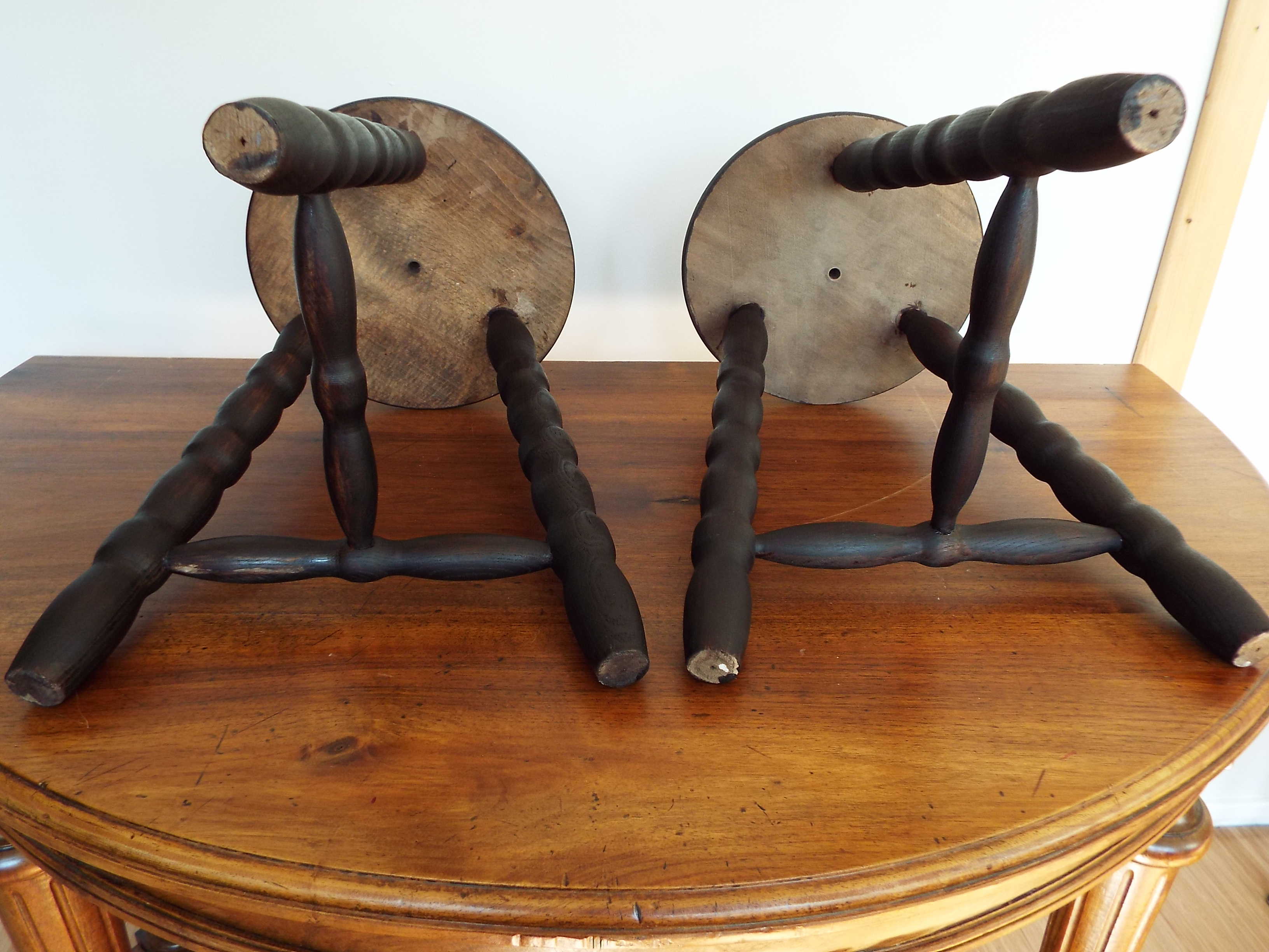 Pair of turned wooden tripod stools