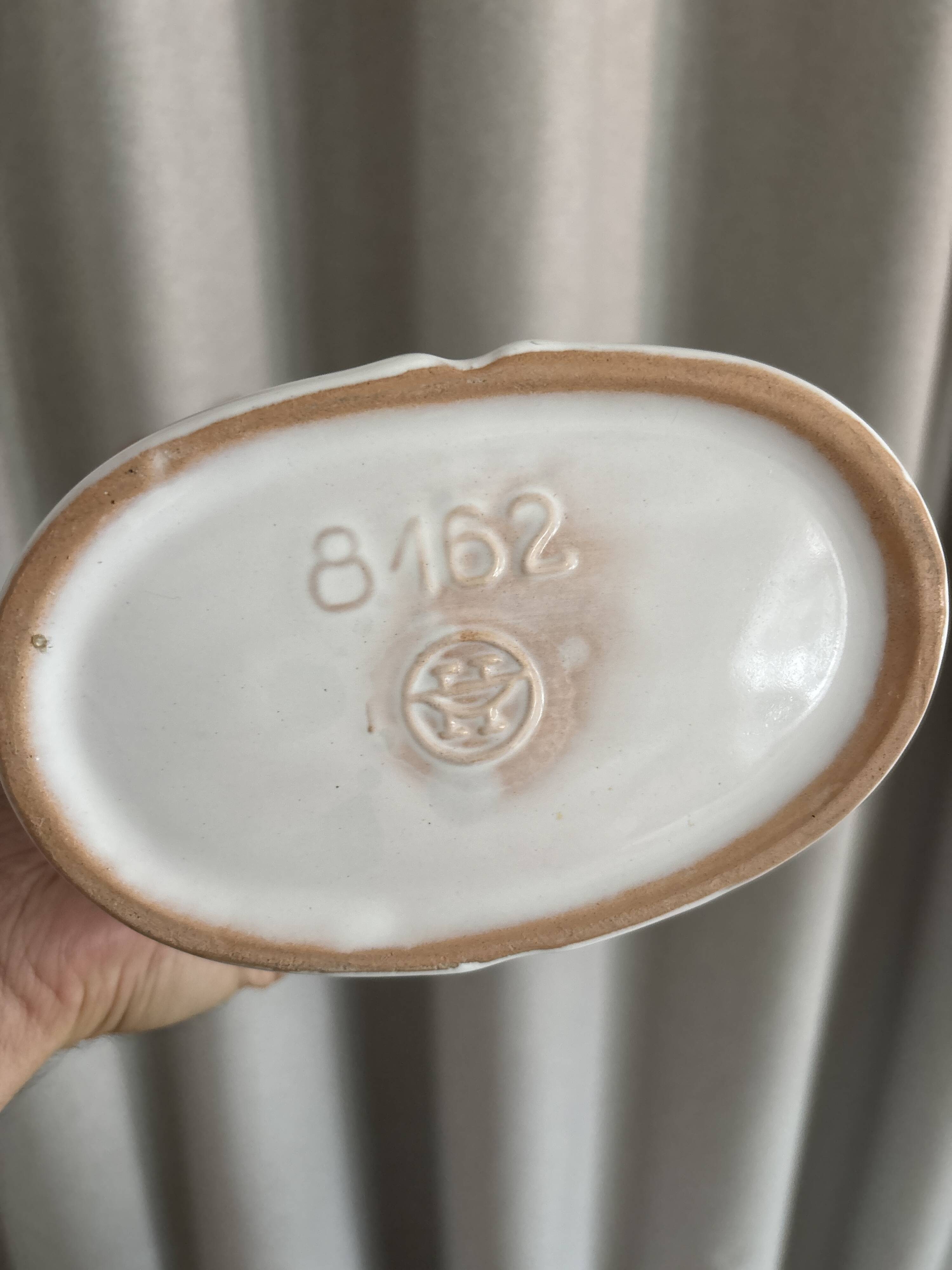 Minimalist vase