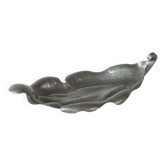Mid-century leaf-shaped tray in tin from the 1960s.