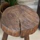 Tabouret tripode brutaliste