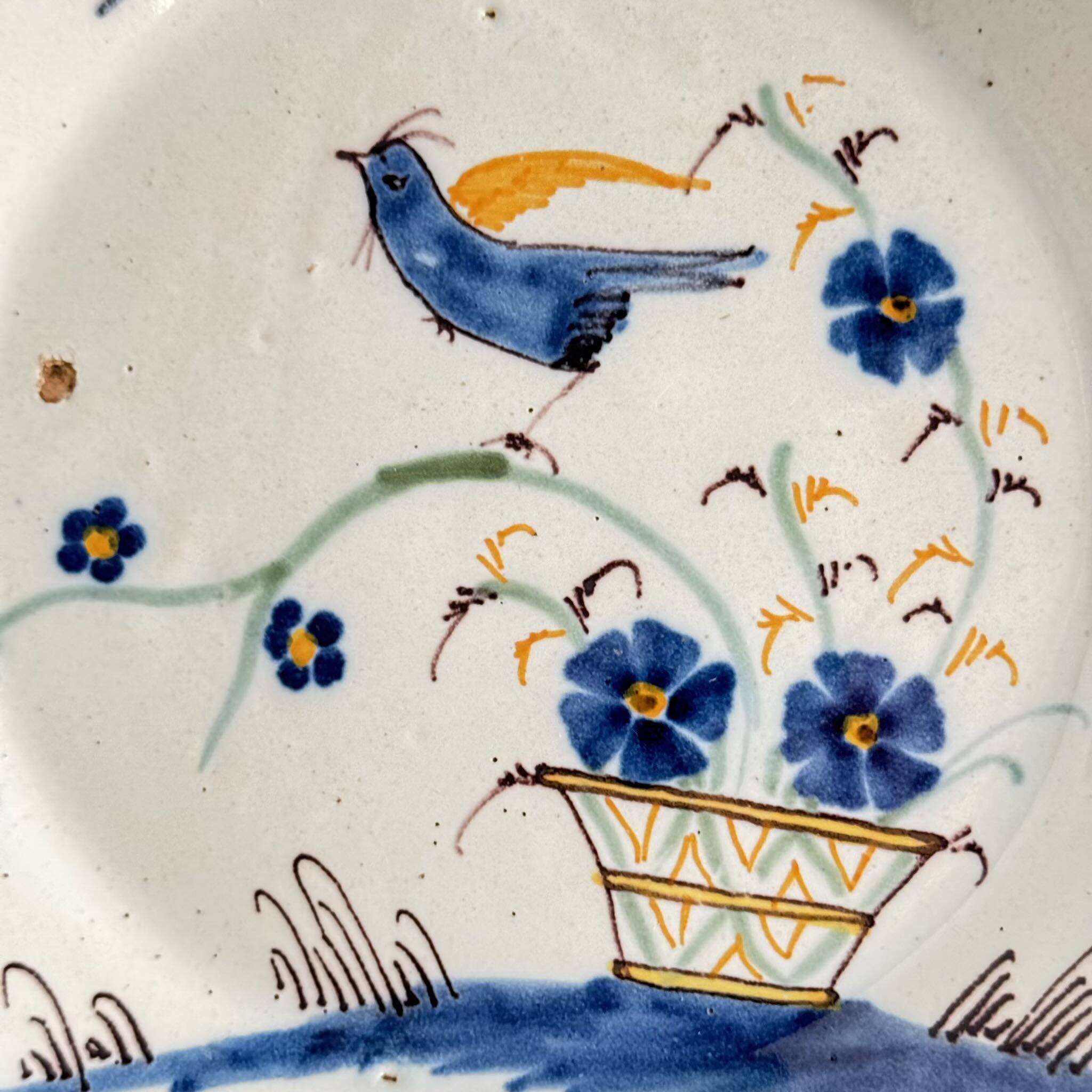 2 Plates in Nevers Earthenware (known as La Rochelle) | Bird | 18th century