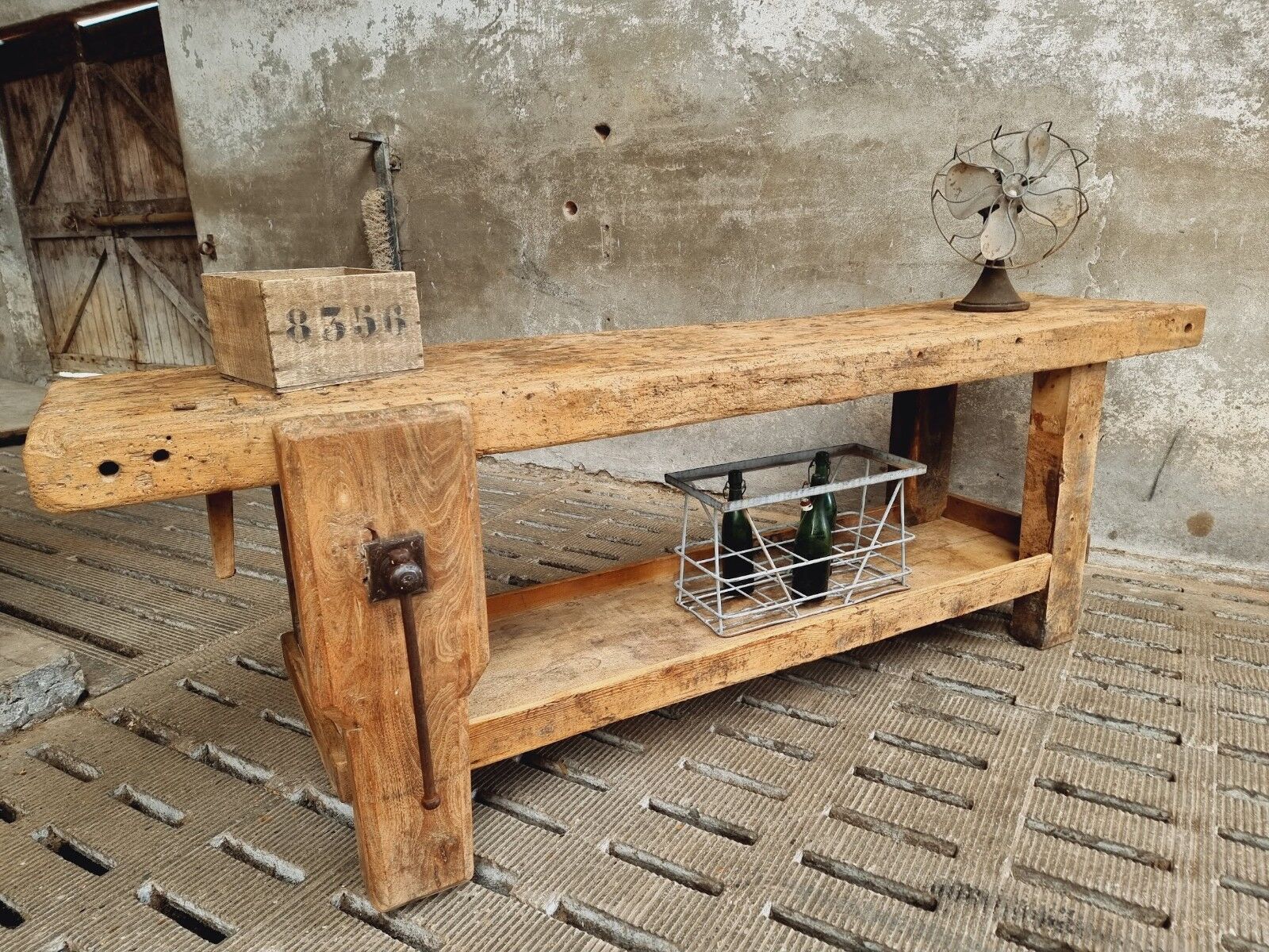 Antique workbench