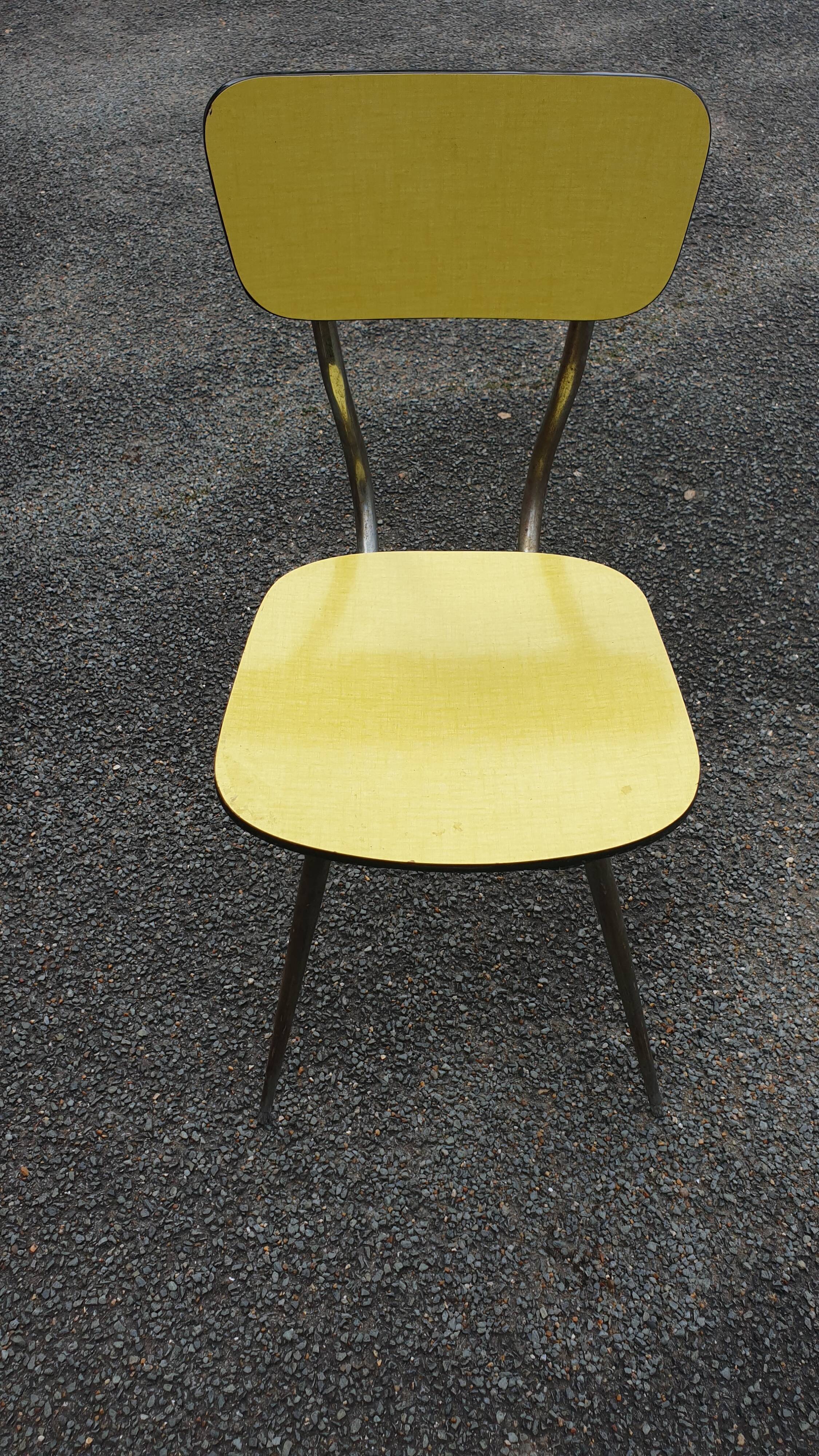 Chaise formica jaune canari
