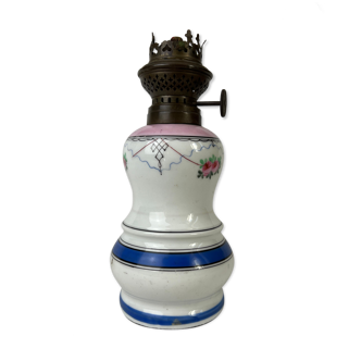 Porcelain kerosene lamp