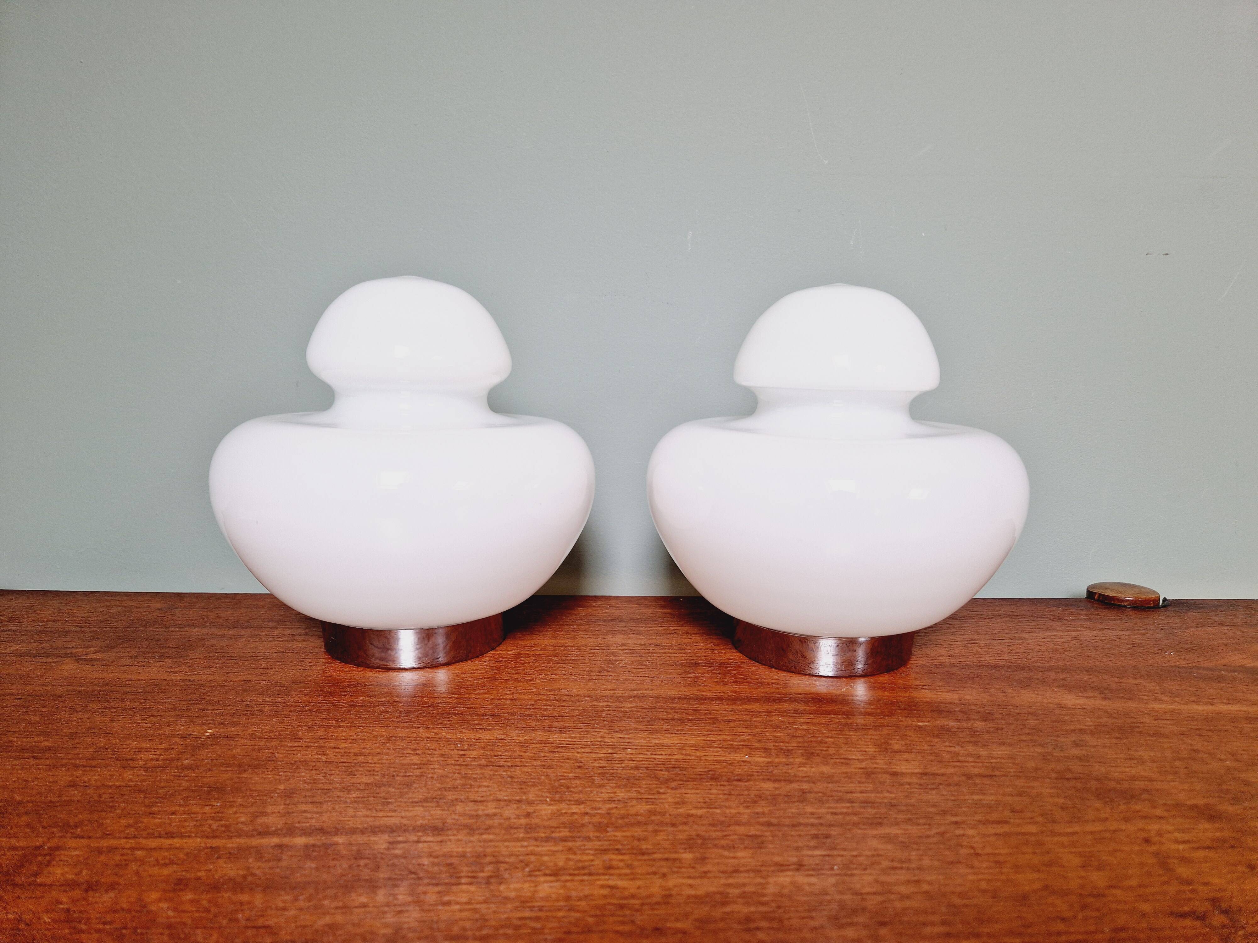Space Age table lamp in white opaline, 1970s