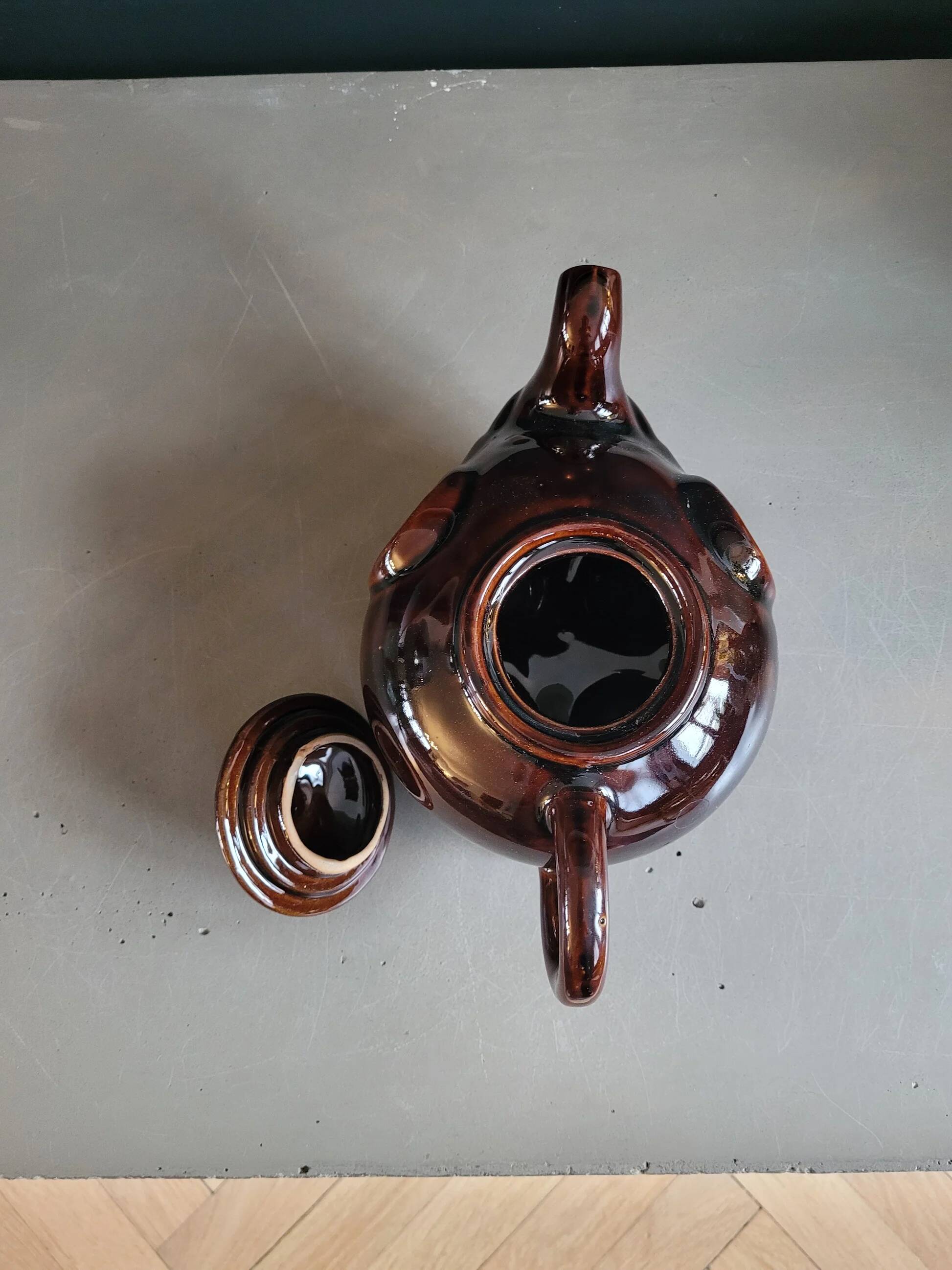 Brown porcelain elephant teapot