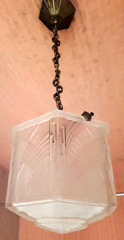 Hanging art deco Hettier and Vincent 1925