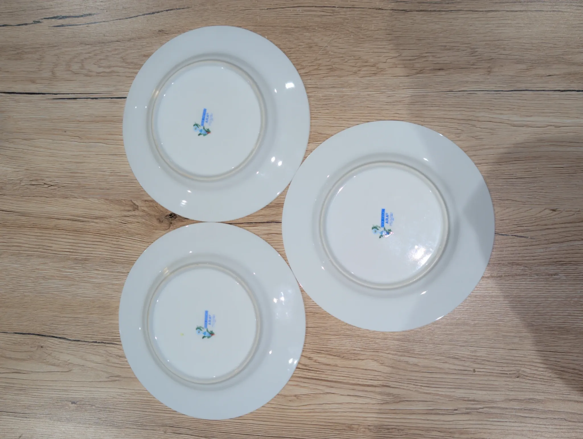 set of 3 dessert / sweet plates in white porcelain fi