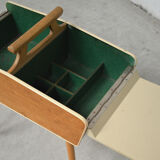 Compass foot sewing basket, 1960