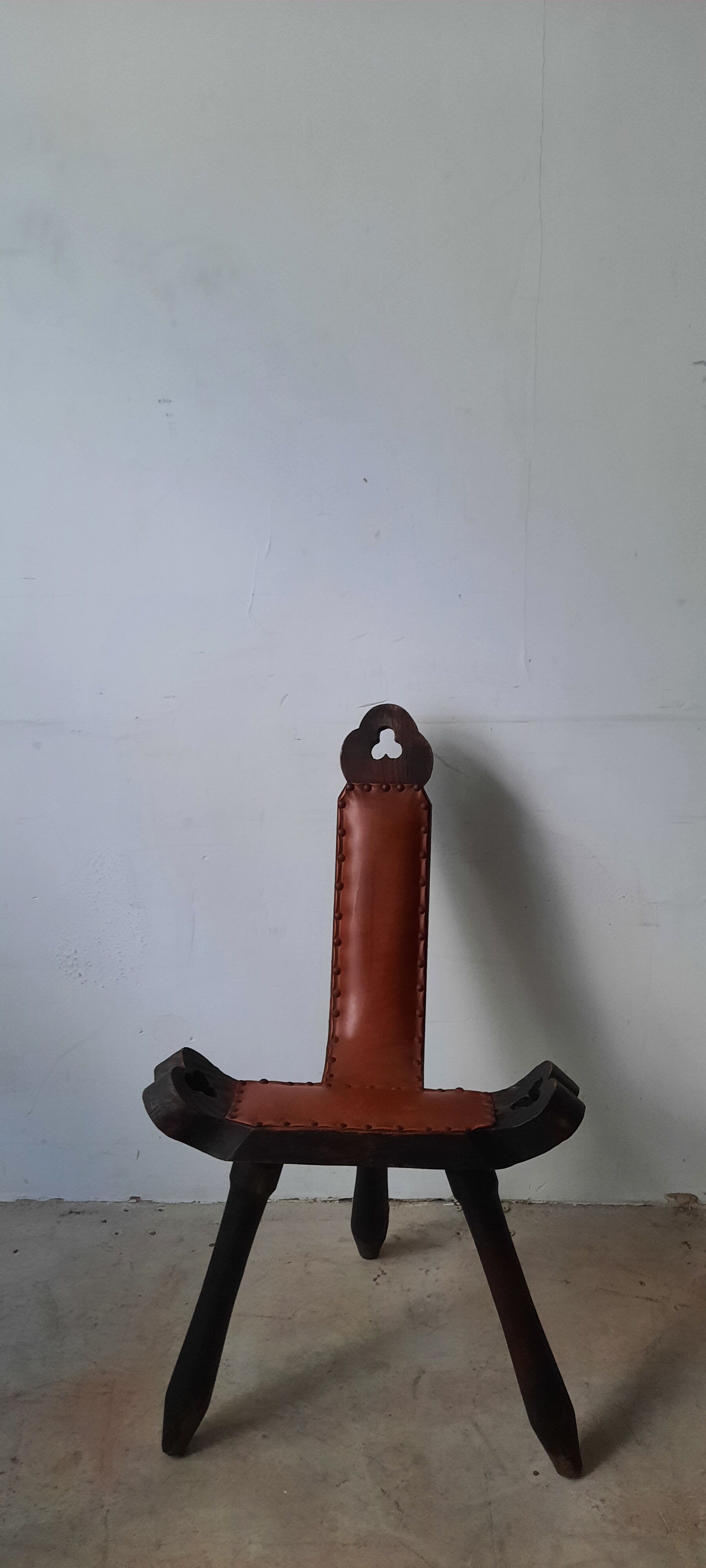 Brutalist style tripod accent chair from the 50s