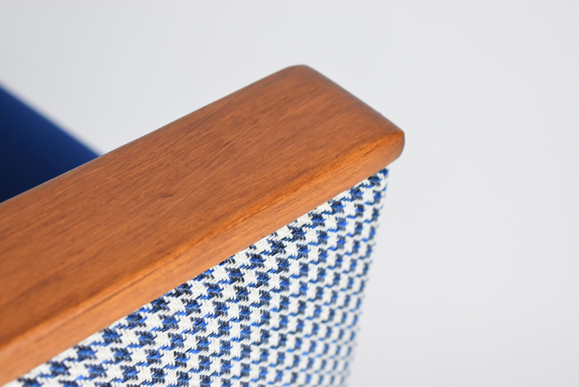 Vintage armchair 60s, DDR, renovation, velvet, houndstooth, blue