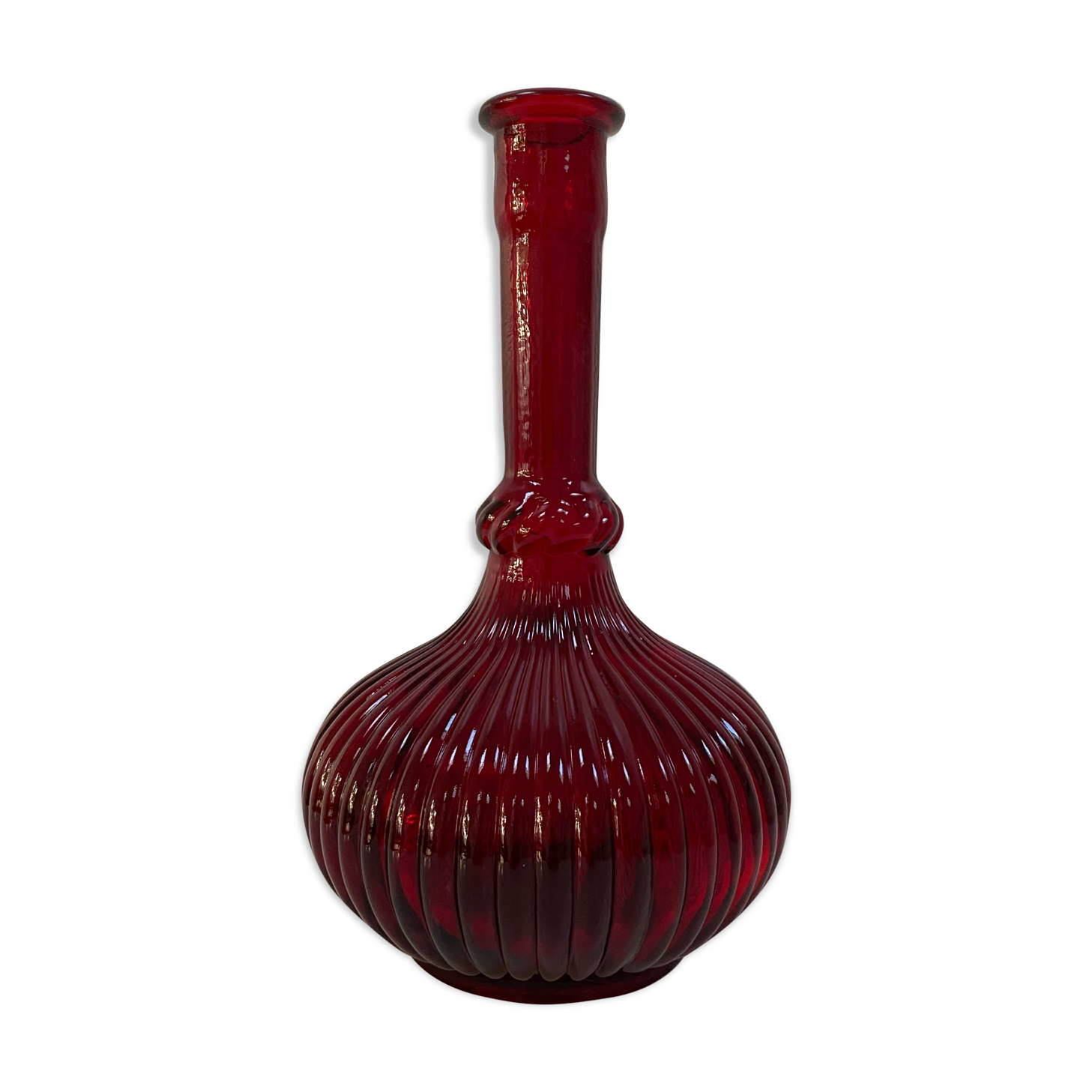 Carafe / Deep red Empoli vase