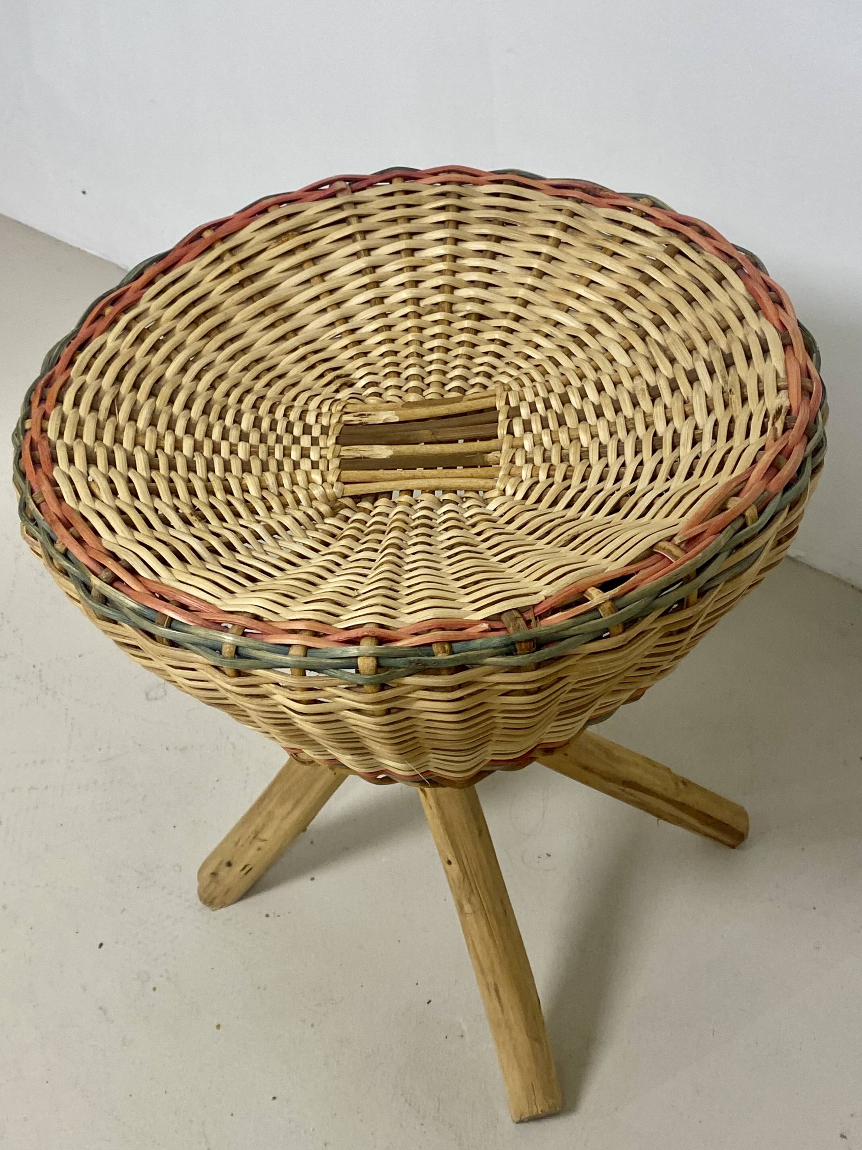 Rattan stool – Vintage 1970s