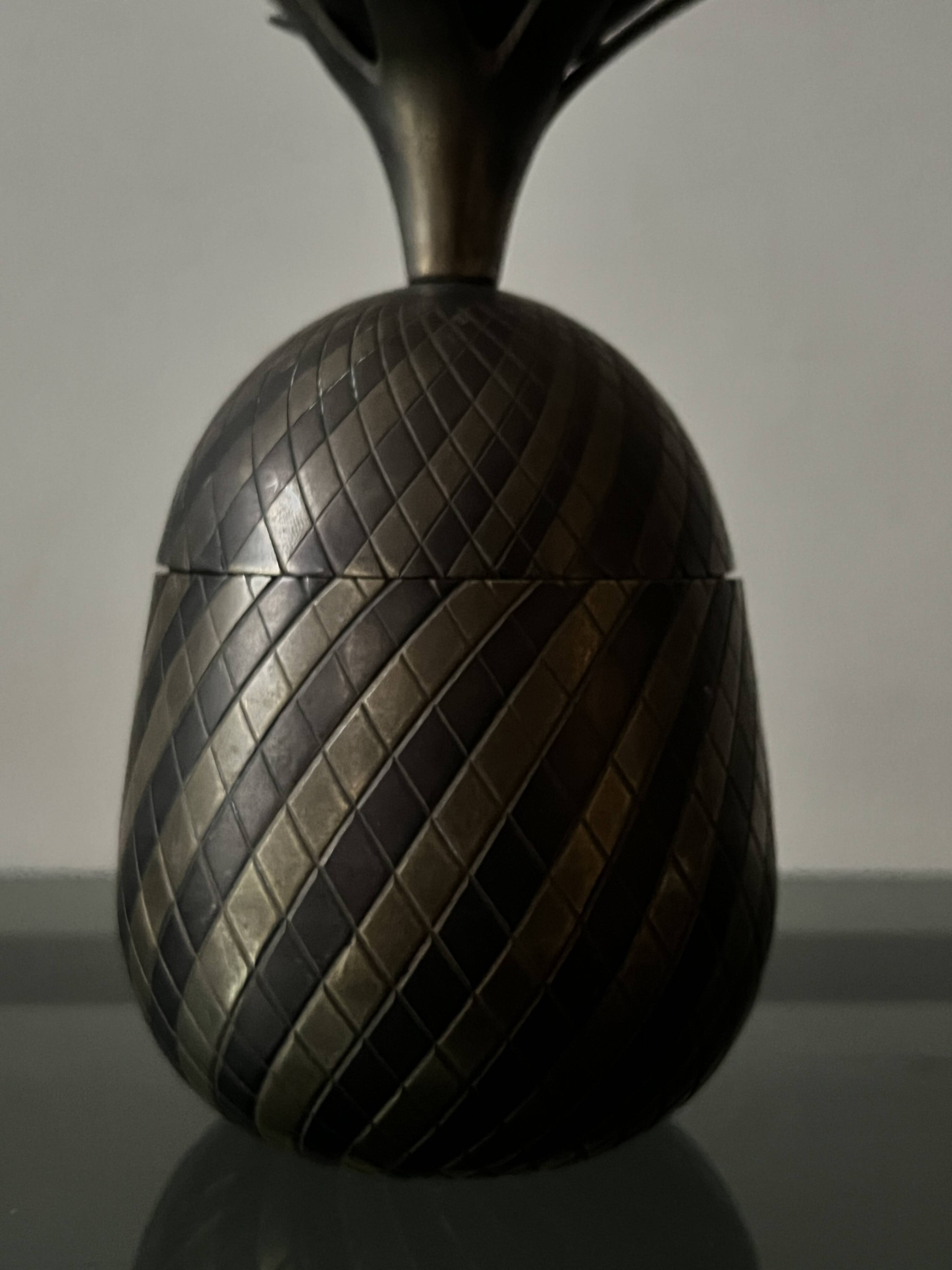 Boite ananas Janson style Hollywood Regency en laiton & bronze, 1970