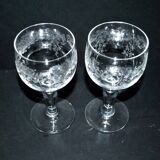 Saint-Louis set of 2 Rocaille acid-etched crystal balloon wine glasses H14.3
