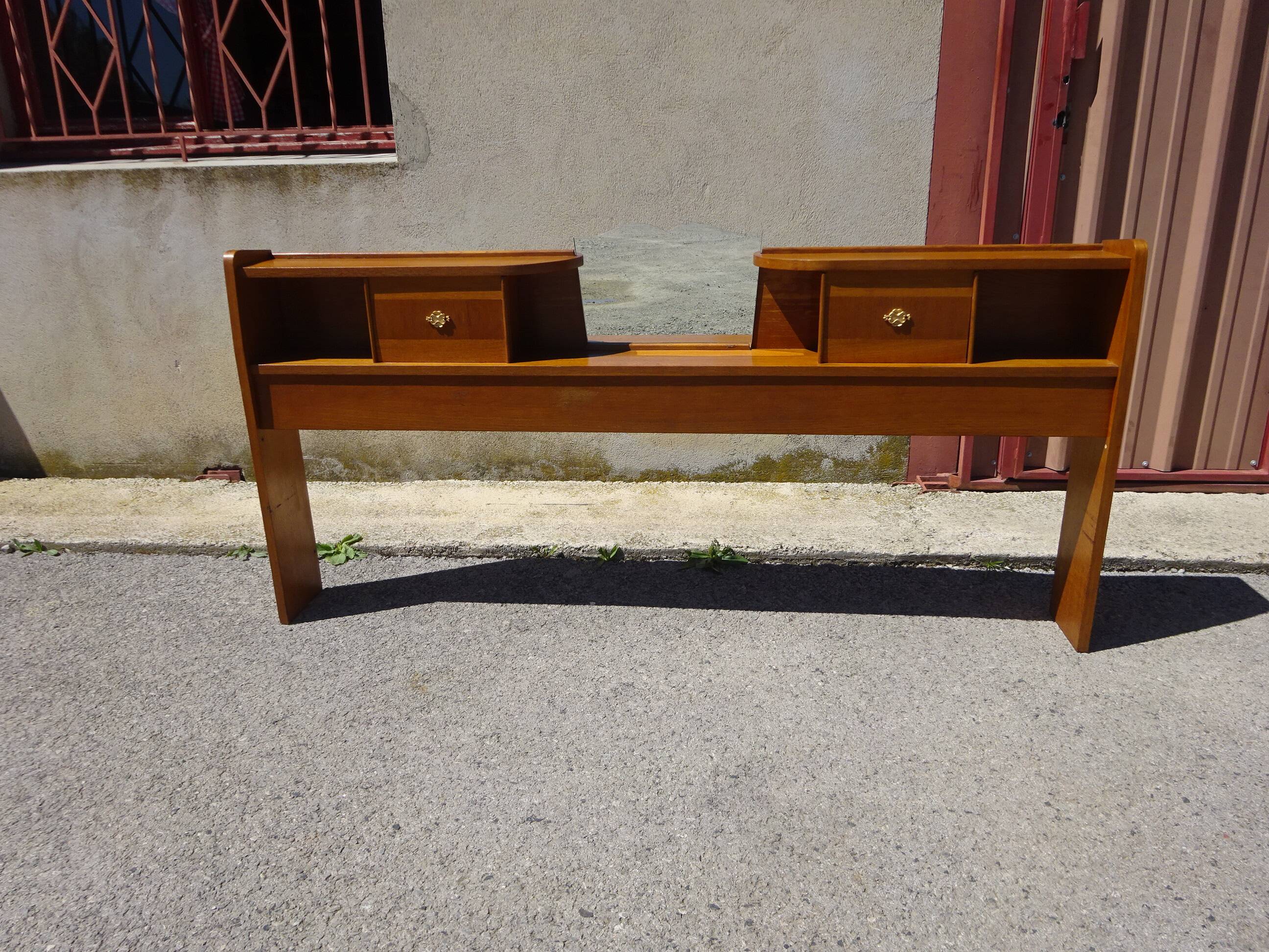 Old cosy and Art Deco headboard