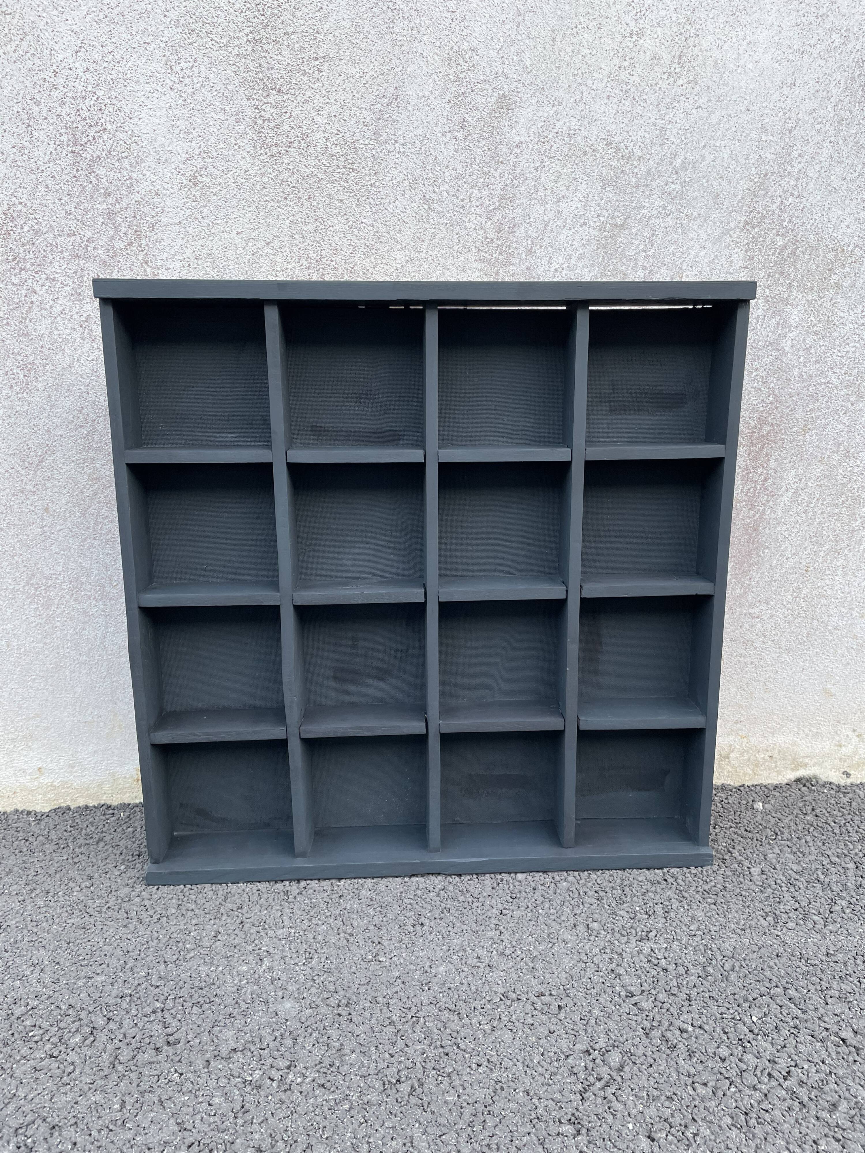 Locker shelf 16 compartments