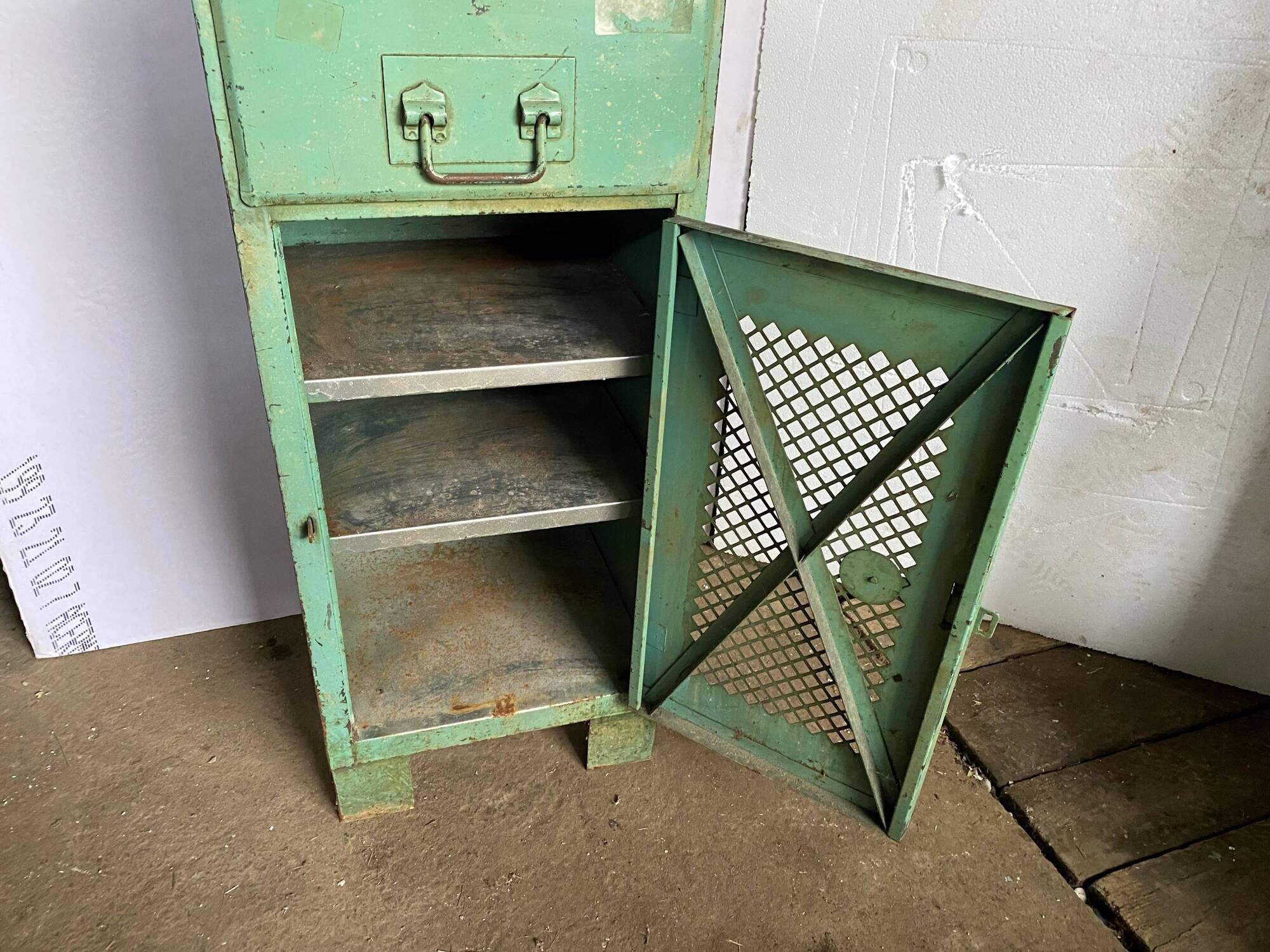 Cabinet with 1 door and 1 industrial metal drawer, 1950