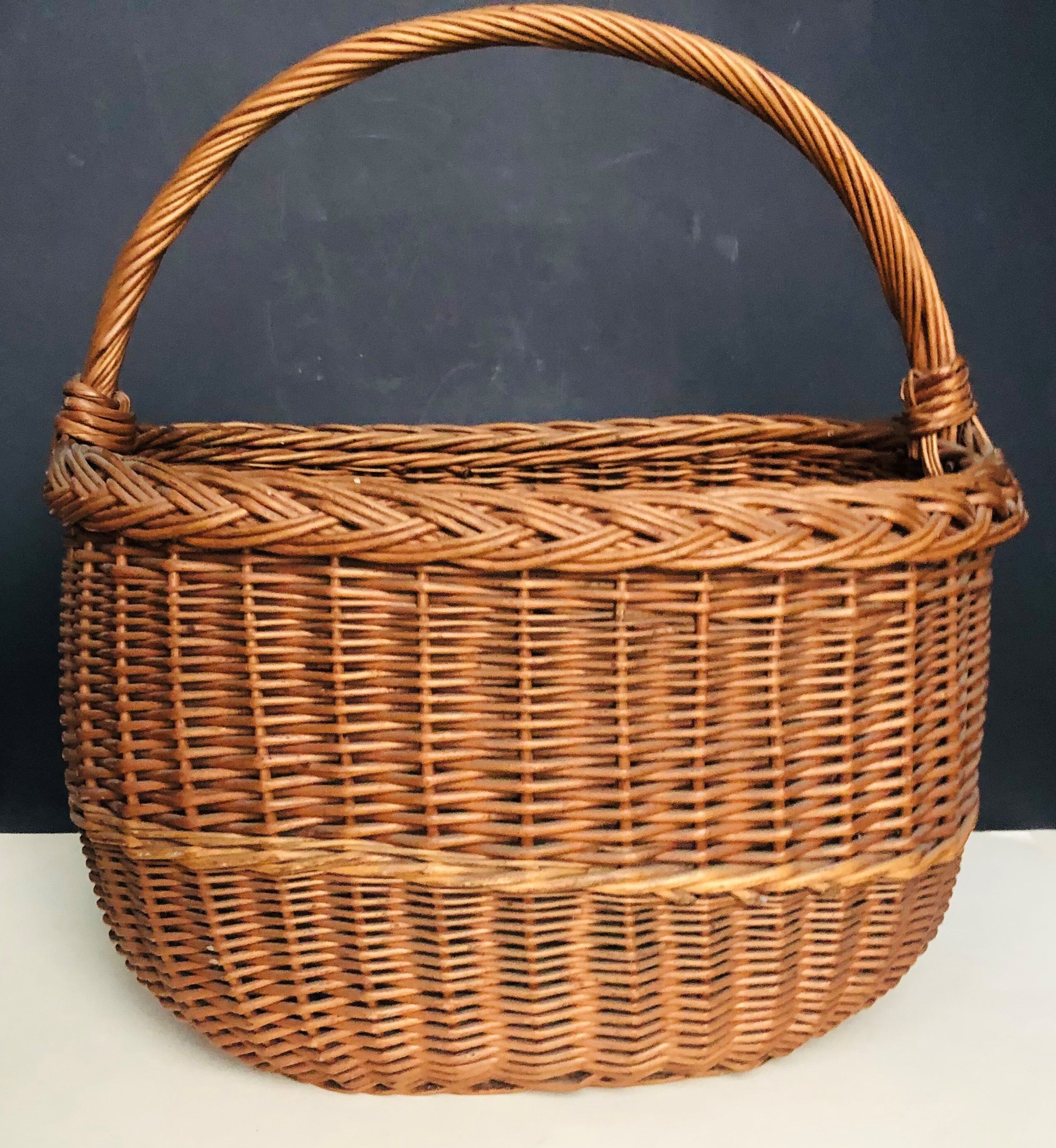 Wicker basket