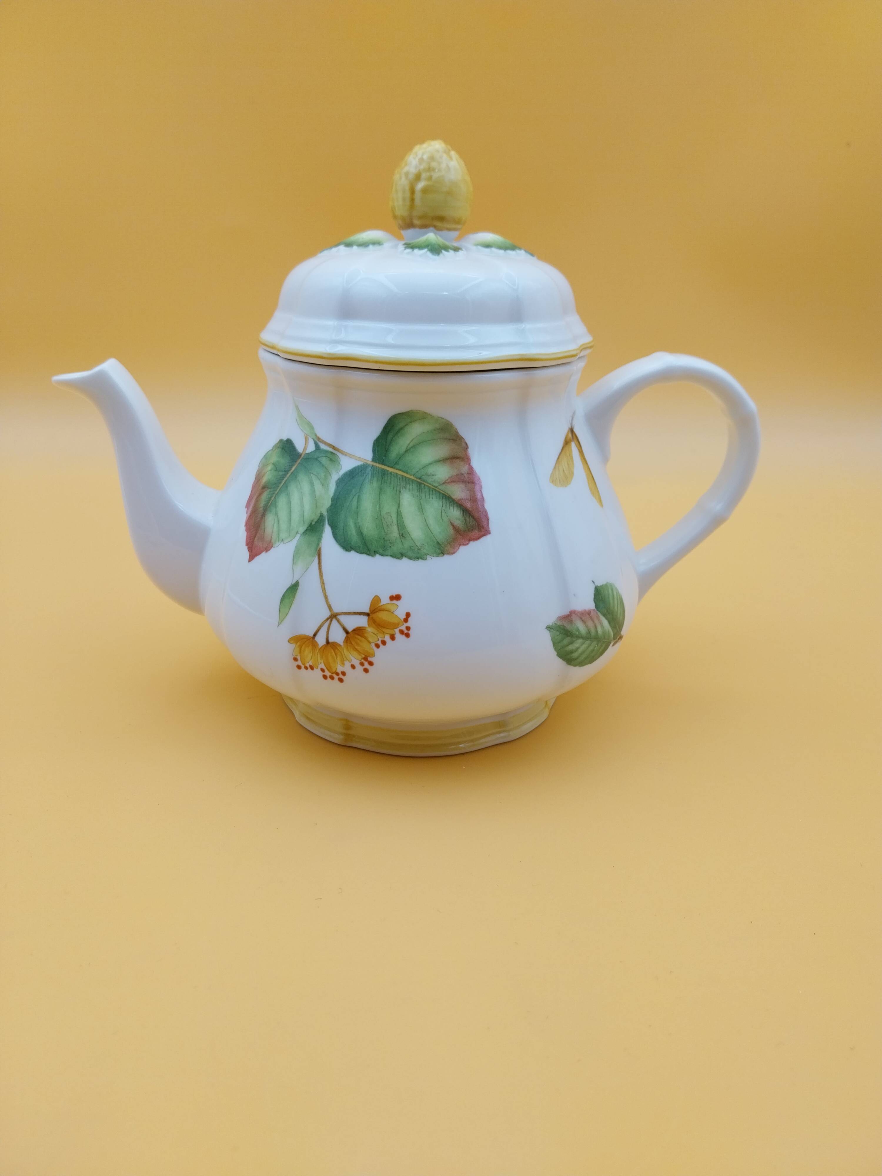 Villeroy Boch Parland teapot