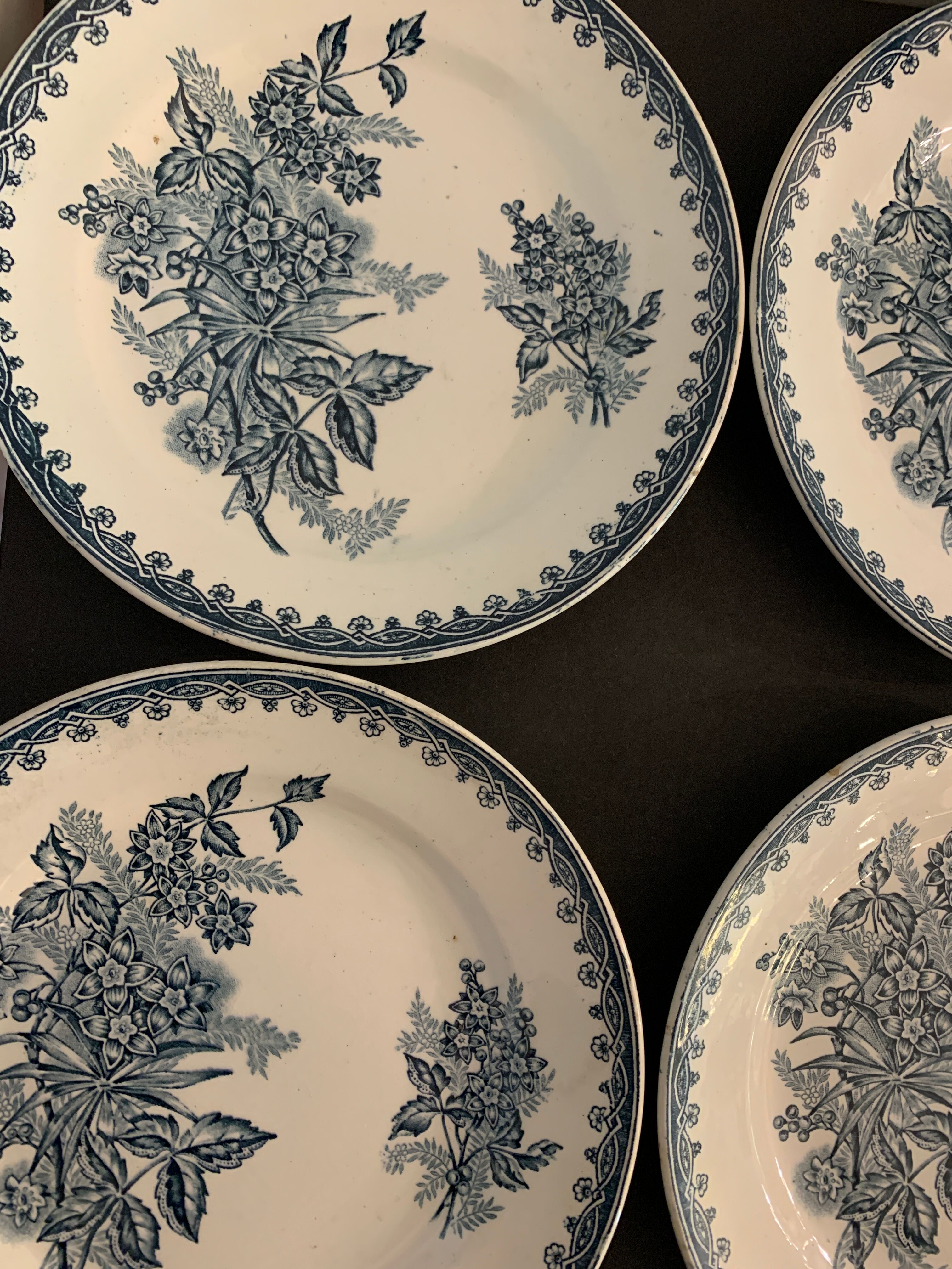 8 dessert plates St Amandinoise St Amand, model Margot