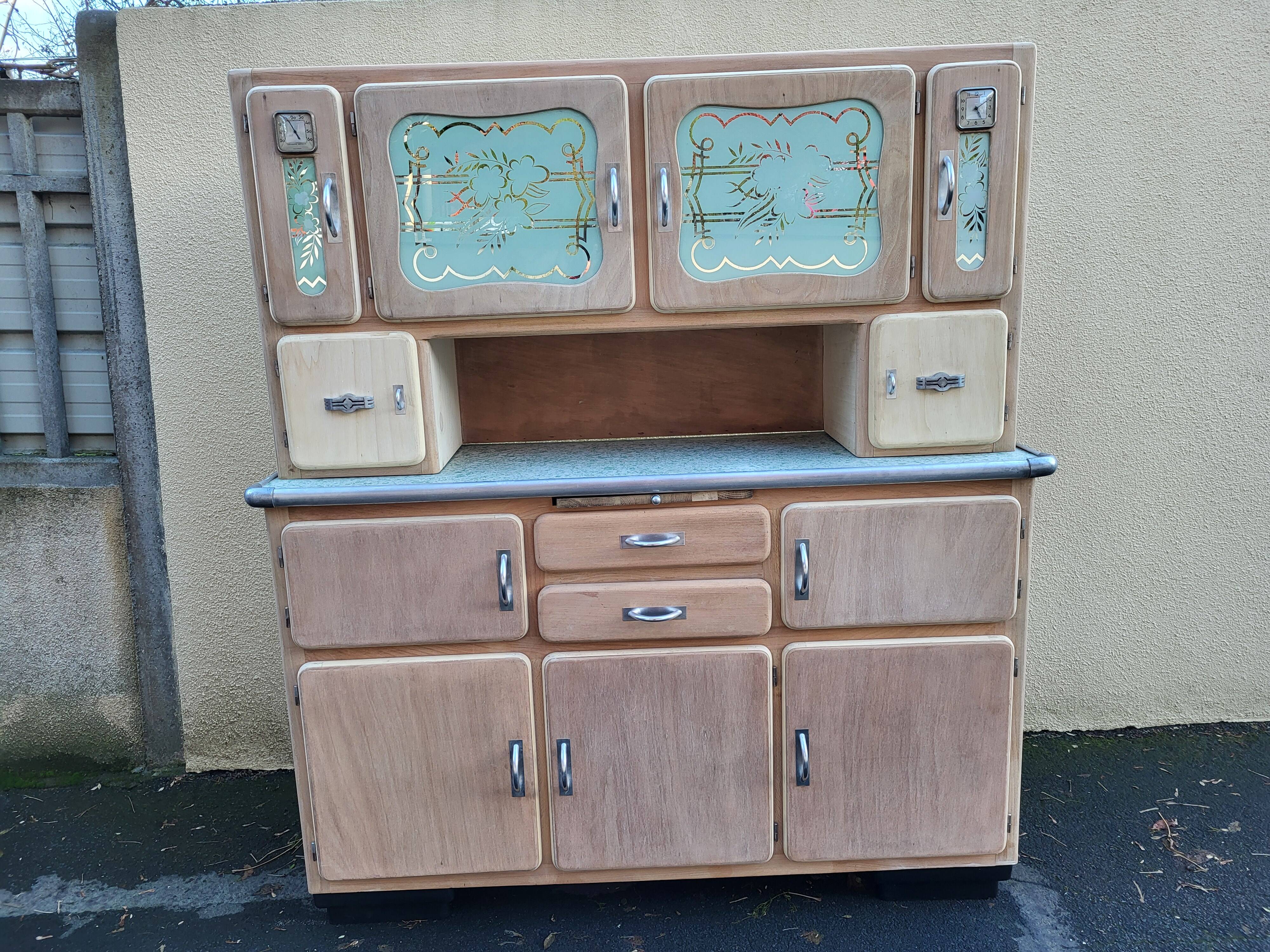 Vintage two-body buffet mado from the 1940s/50s poncé
