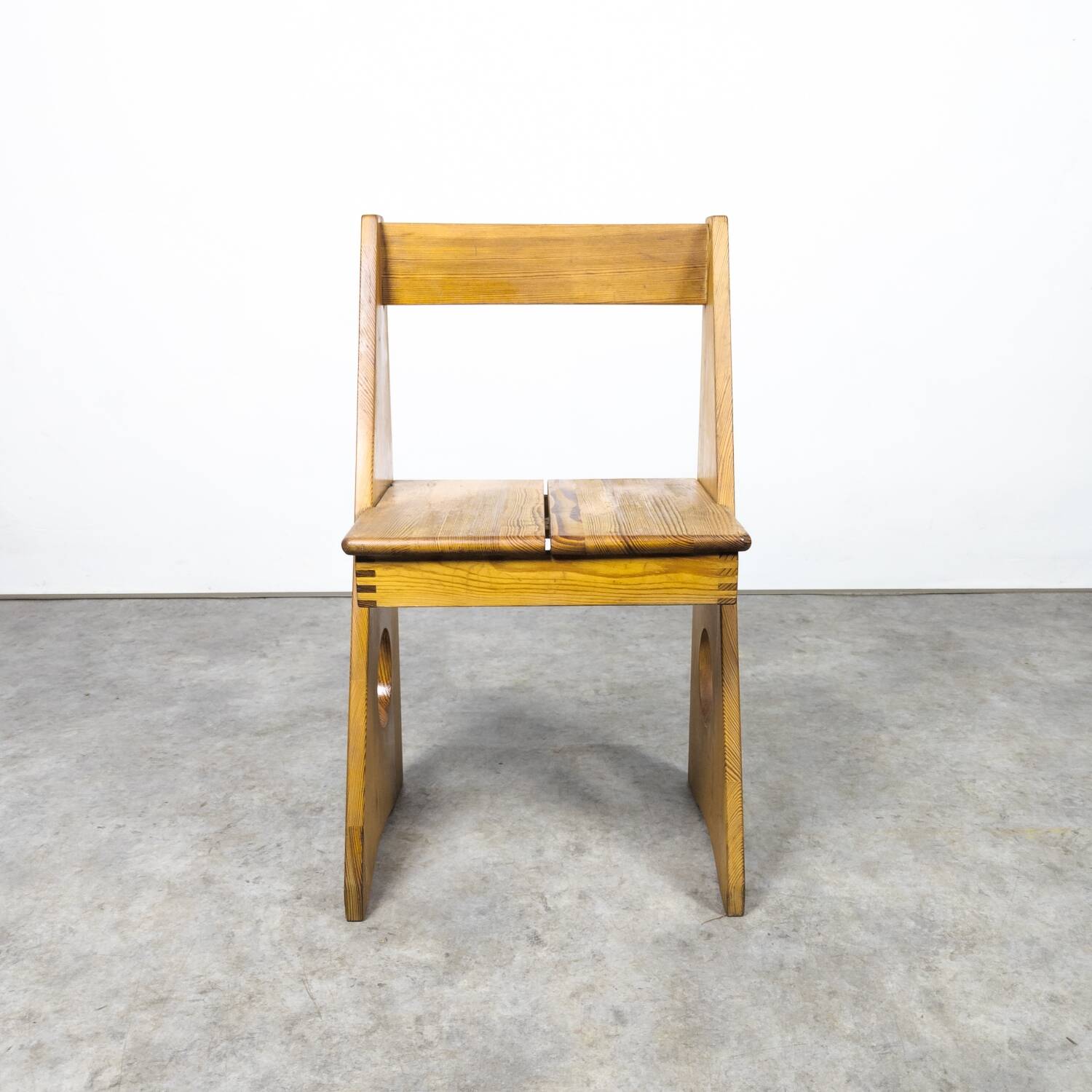 Solid pine sculptural chair by Gilbert Marklund for Furusnickarn